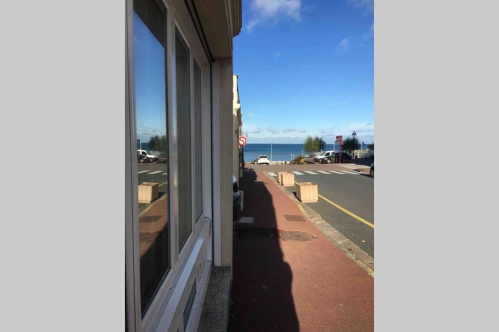Souplex 50M De La Plage Et Des Commerces Houlgate Exterior foto